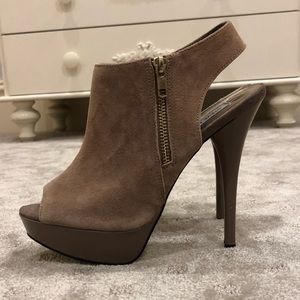 Steve Madden suede heels